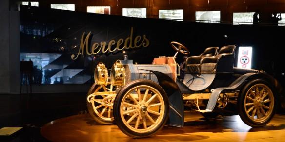 Mercedes Oldtimer in Museum